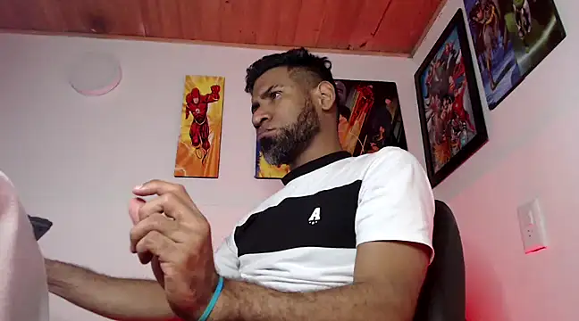 Enriblack92 online show from December 2024 03:32:01 AM