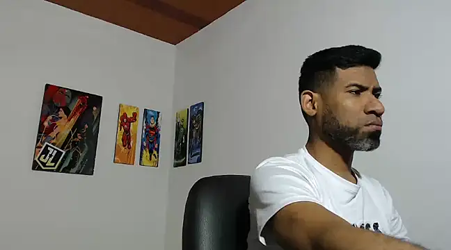 Enriblack92 online show from December 2024 05:51:01 PM