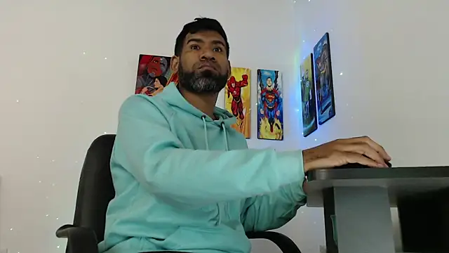 Enriblack92 online show from December 2024 02:40:02 PM