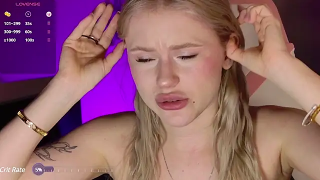 LexieLoree online show from March 2025 07:10:01 AM