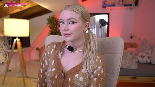 LexieLoree online show from February 2026 04:05:02 AM