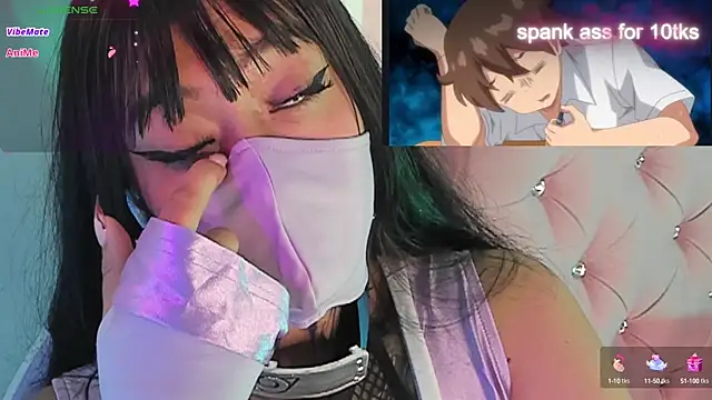 Snapshot of Akari1_Mischief chatting on January 2025 01:11:01 AM Akari1 Mischief online show from January 2025 01:11:01 AM