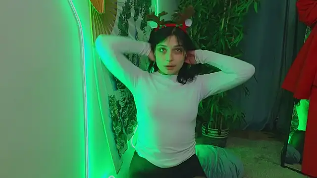 Snapshot of ari_rari chatting on December 2024 12:05:02 AM ari rari online show from December 2024 12:05:02 AM
