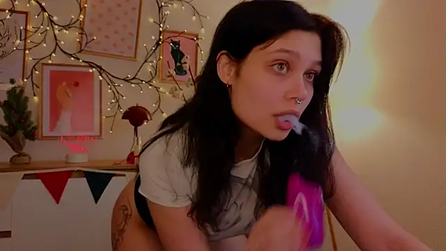 Snapshot of ari_rari chatting on January 2025 05:10:01 PM ari rari online show from January 2025 05:10:01 PM