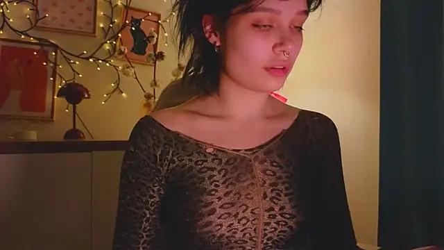 Snapshot of ari_rari chatting on February 2025 10:02:01 PM ari rari online show from February 2025 10:02:01 PM