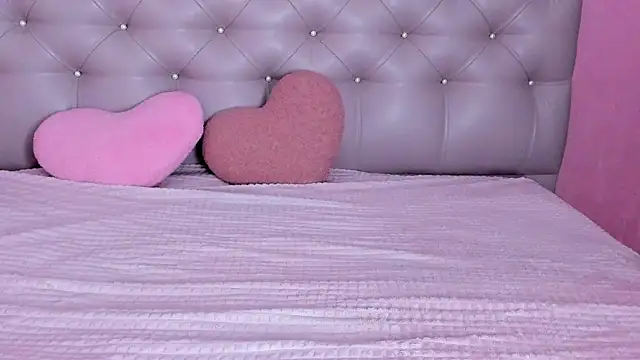 lulu wolf online show from December 2024 04:27:02 AM