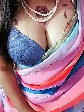 SHUBHI880 online show from October 2025 05:11:02 PM