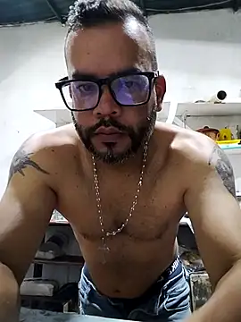 Snapshot of Daos69 chatting on February 2026 03:11:01 AM Daos69 online show from February 2026 03:11:01 AM