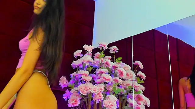 Alexxa online show from October 2025 07:07:02 PM