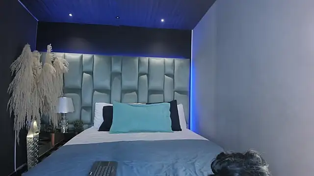 MadelineJones online show from September 2025 09:06:02 PM