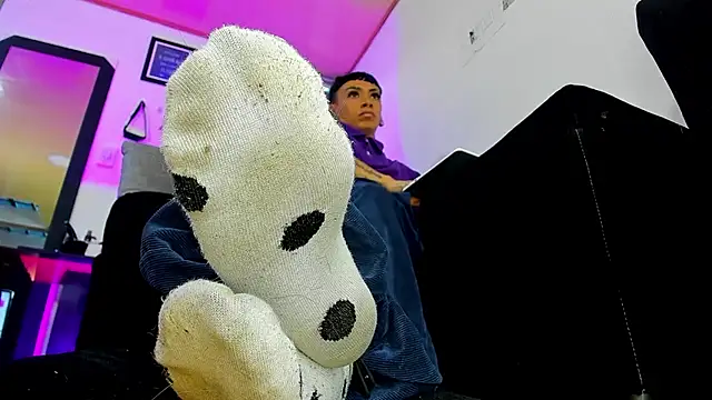 Snapshot of vivi-honey chatting on September 2025 08:24:02 PM vivi-honey online show from September 2025 08:24:02 PM