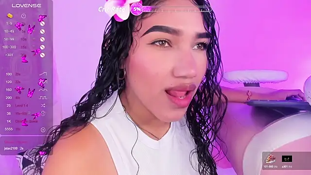 Snapshot of Olivia_fx chatting on September 2025 08:33:01 PM Olivia fx online show from September 2025 08:33:01 PM
