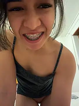 BitchyBratxxx online show from January 2026 11:25:01 AM