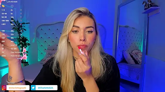 Snapshot of charlotte__grey chatting on March 2025 08:53:02 PM charlotte grey online show from March 2025 08:53:02 PM