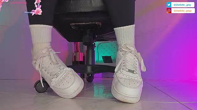 Snapshot of charlotte__grey chatting on September 2025 07:49:01 PM charlotte grey online show from September 2025 07:49:01 PM