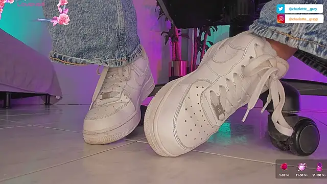 Snapshot of charlotte__grey chatting on September 2025 08:36:02 PM charlotte grey online show from September 2025 08:36:02 PM