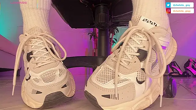 Snapshot of charlotte__grey chatting on October 2025 08:06:02 PM charlotte grey online show from October 2025 08:06:02 PM