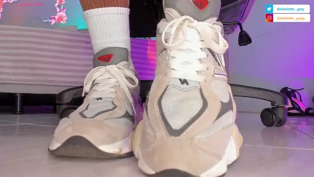 Snapshot of charlotte__grey chatting on October 2025 08:29:02 PM charlotte grey online show from October 2025 08:29:02 PM