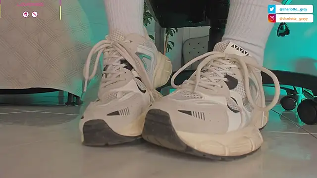 Snapshot of charlotte__grey chatting on October 2025 08:31:01 PM charlotte grey online show from October 2025 08:31:01 PM