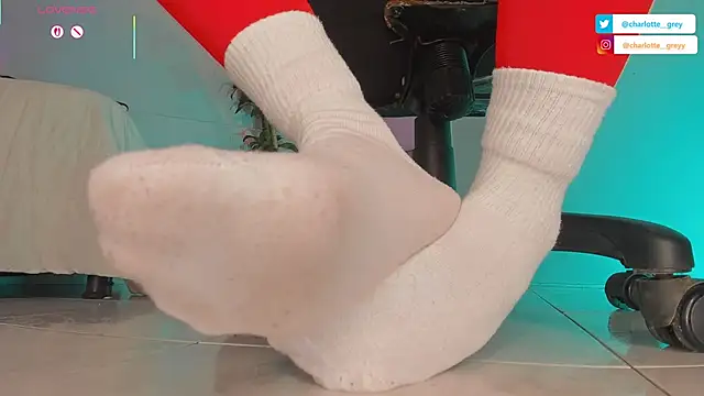 Snapshot of charlotte__grey chatting on November 2025 07:25:02 PM charlotte grey online show from November 2025 07:25:02 PM