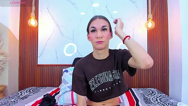 Mia thompson 19 online show from March 2026 07:09:01 PM