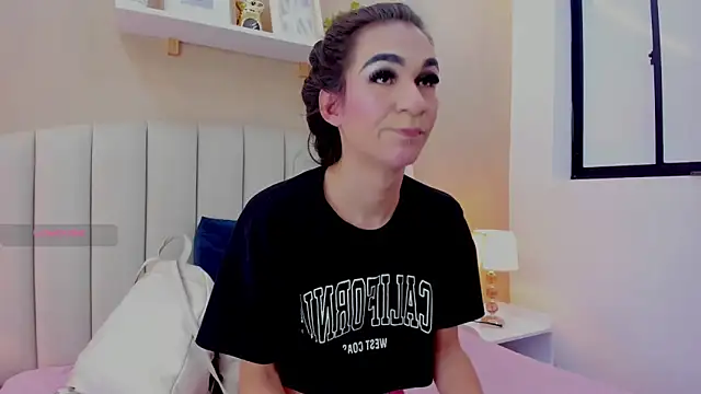 Mia thompson 19 online show from July 2026 07:46:01 PM