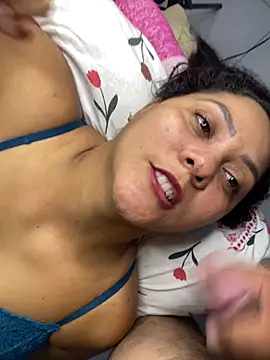 Snapshot of mayemarc chatting on February 2026 04:49:02 PM mayemarc online show from February 2026 04:49:02 PM