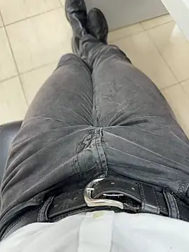 Snapshot of hotisraeli chatting on December 2024 03:10:01 PM hotisraeli online show from December 2024 03:10:01 PM