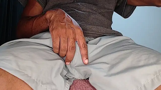 Snapshot of guinho_sp chatting on March 2025 11:44:02 AM guinho sp online show from March 2025 11:44:02 AM