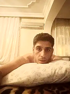 arenn1997 online show from October 2025 12:13:01 AM