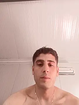 arenn1997 online show from November 2025 12:38:01 PM