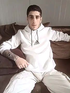 arenn1997 online show from April 2026 12:16:02 PM