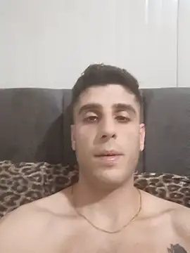 arenn1997 online show from May 2026 01:02:04 AM