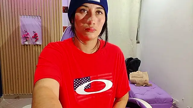 Cataleyalove ADY online show from October 2025 11:11:01 AM