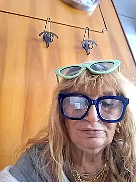 eva2023sexy online show from April 2026 02:13:02 PM