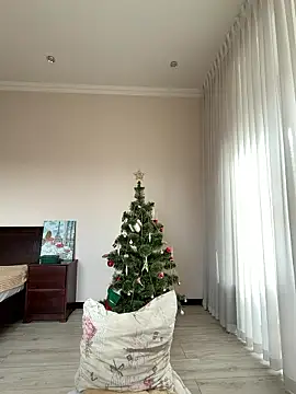 Hott Lolla online show from January 2026 09:01:01 AM