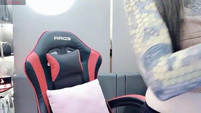 witch-39 online show from December 2024 06:56:02 AM