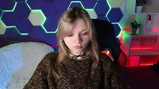 LitaBrom online show from December 2024 04:26:01 AM