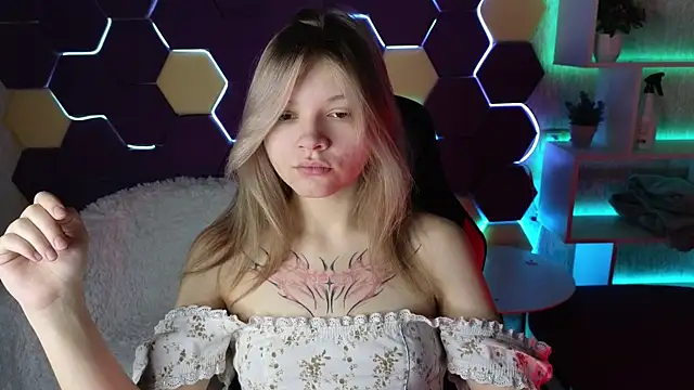 LitaBrom online show from December 2024 01:15:02 AM