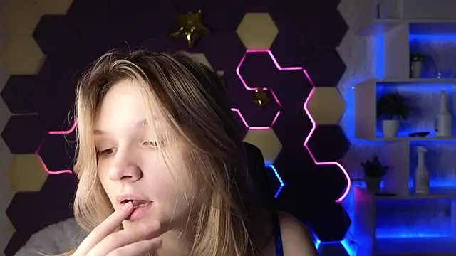 LitaBrom online show from January 2025 01:22:02 AM