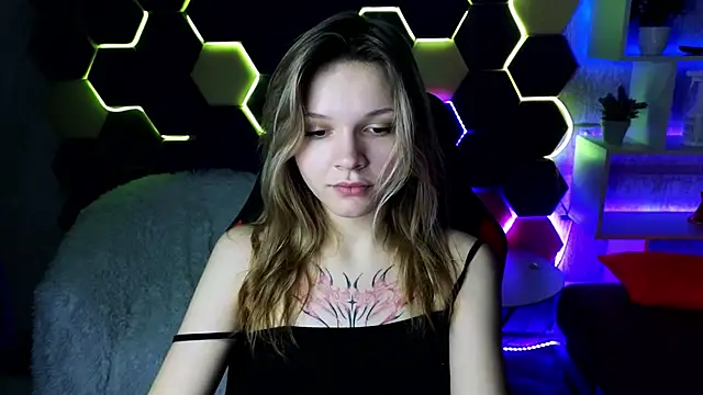 LitaBrom online show from February 2025 11:08:02 AM