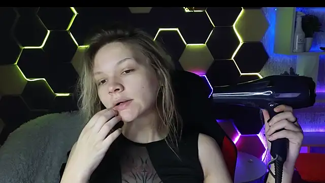 LitaBrom online show from February 2025 01:09:01 AM