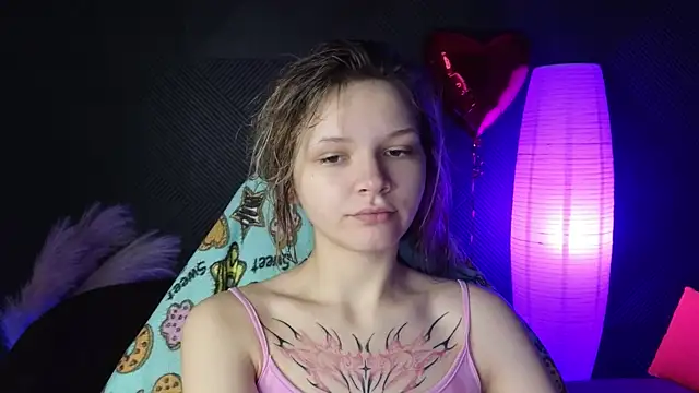 LitaBrom online show from February 2025 01:13:01 AM