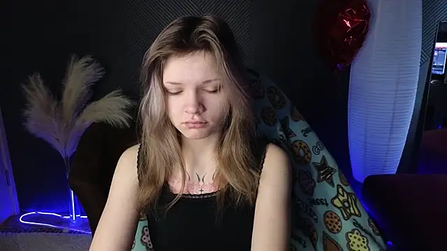 LitaBrom online show from March 2025 01:08:02 AM