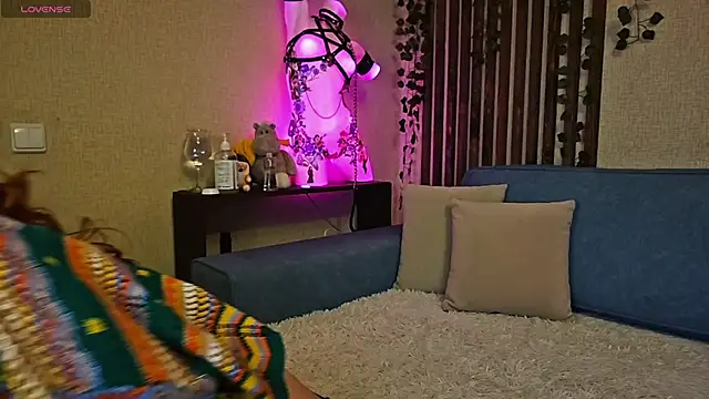 Snapshot of _SweetFox_ chatting on September 2025 09:20:01 PM SweetFox online show from September 2025 09:20:01 PM