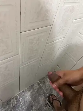 asrrael 22 online show from December 2025 05:14:01 AM