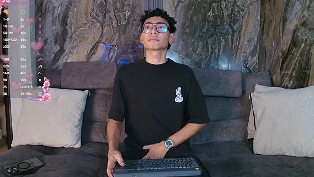 Daviid laidd online show from February 2026 09:02:01 PM