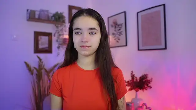 Gia Paige18 online show from October 2025 08:28:01 AM