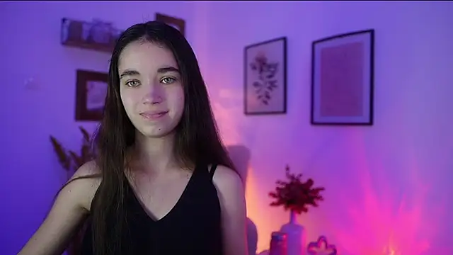 Gia Paige18 online show from November 2025 02:59:02 PM