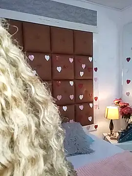 ELLA KELLY online show from February 2026 11:43:02 AM